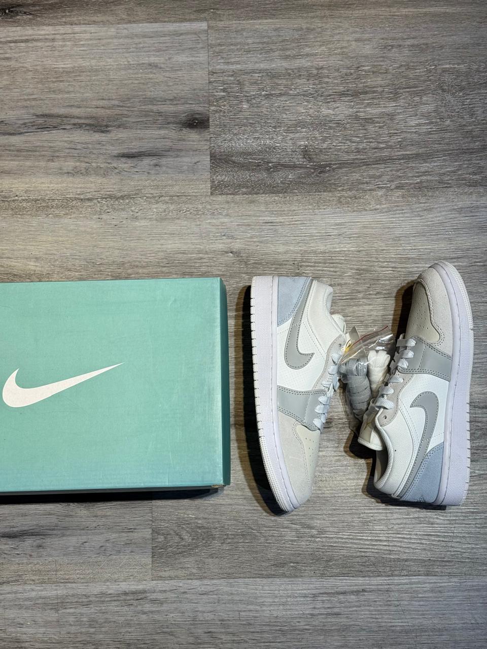 Air Jordan 1 Low Gris Beige