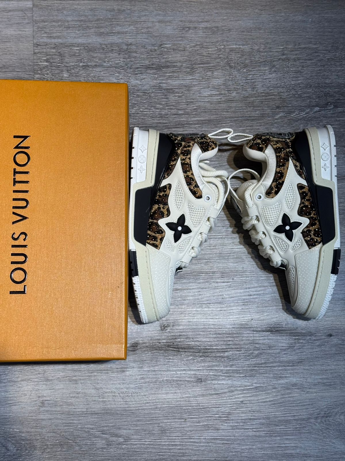 Louis Vuitton Trainer Blanco Leopardo