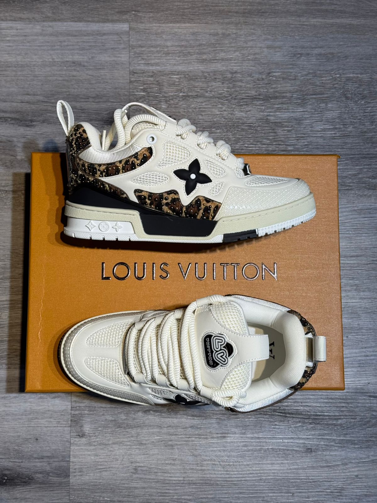 Louis Vuitton Trainer Blanco Leopardo