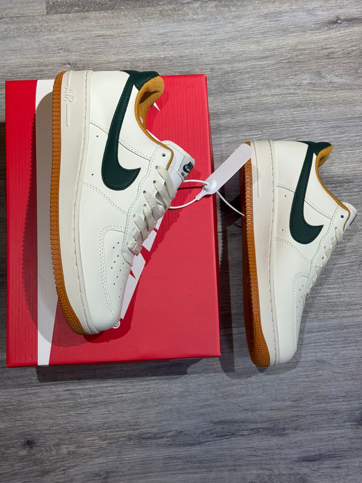 Nike Air Force 1 Blanco Verde Gum