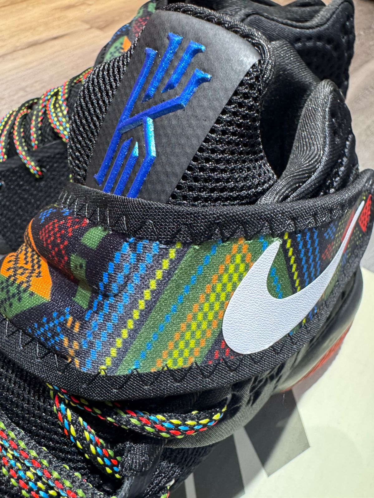 Nike Kyrie 7 Negro Multicolor