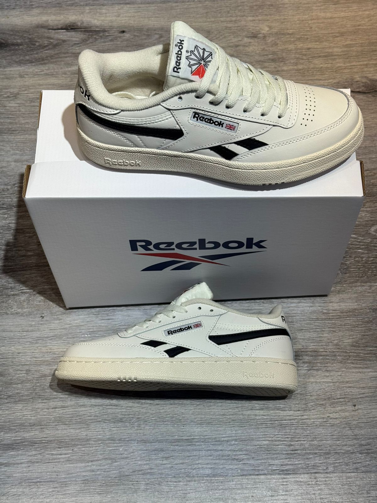 Reebok Classic Blanco Negro